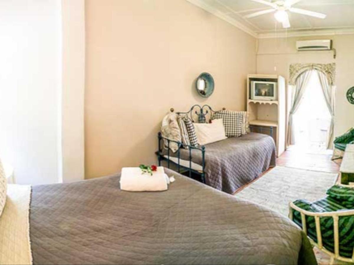 The Green Acorn Guest House Фіксбург Екстер'єр фото